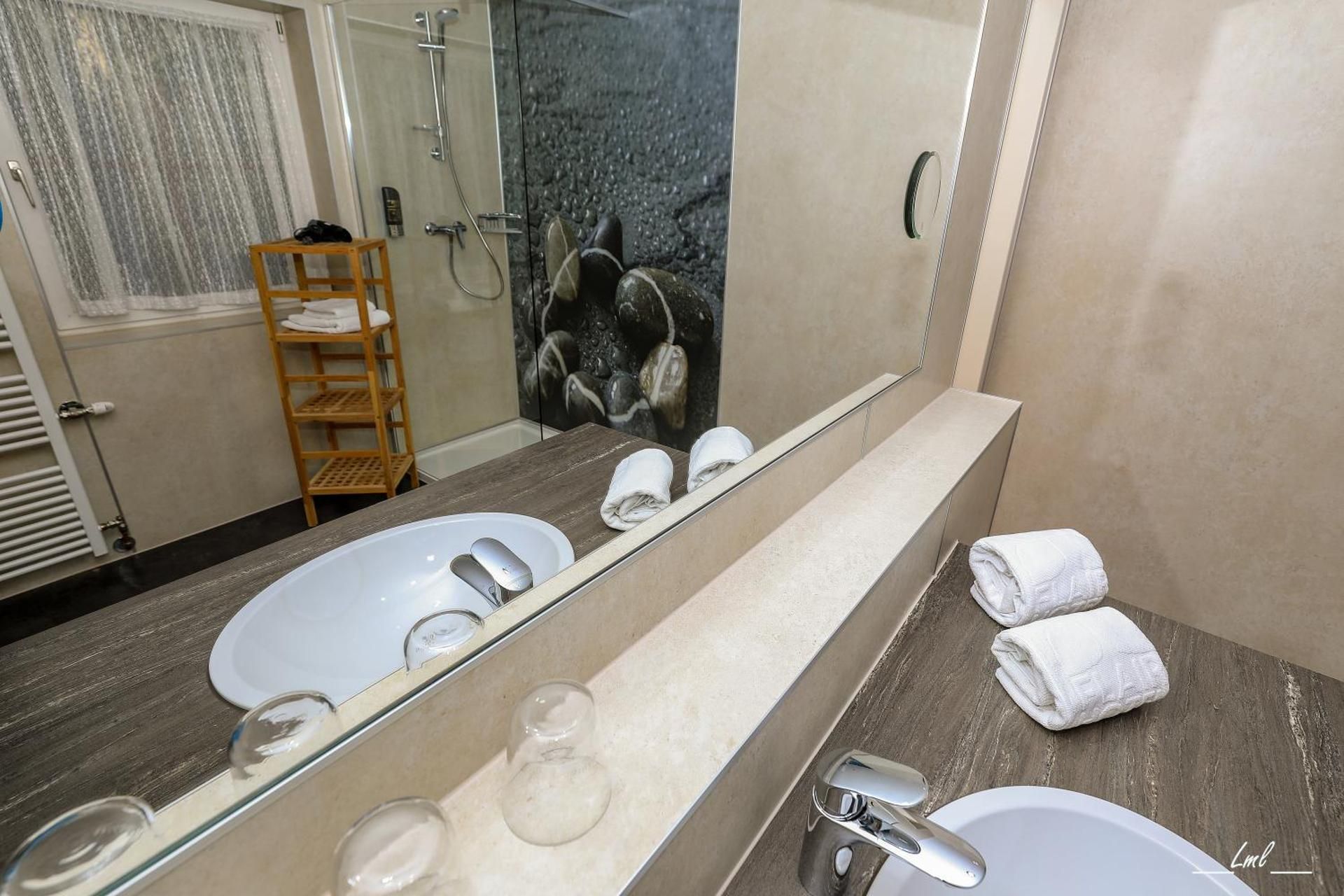 Suite without balcony