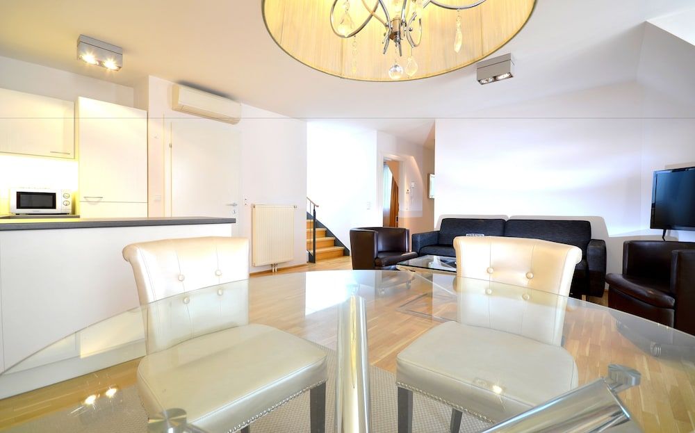 undefined City Center Penthouse Residence Graben 4