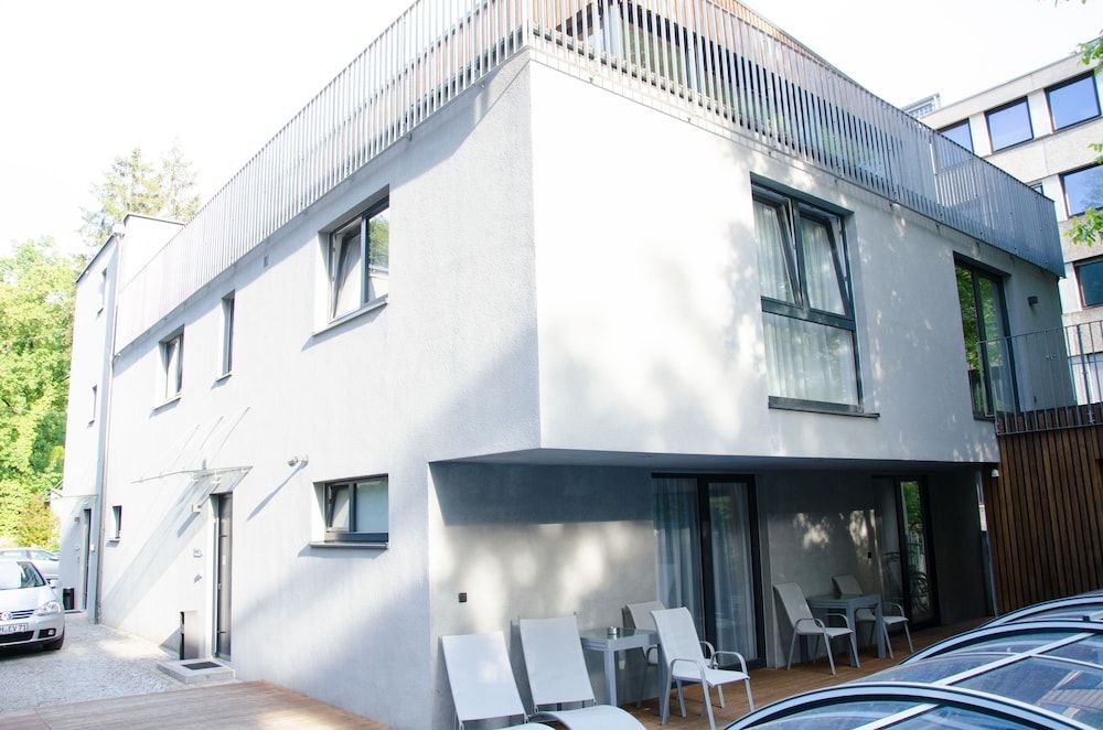 undefined Room 4 & 5 Apartments 7