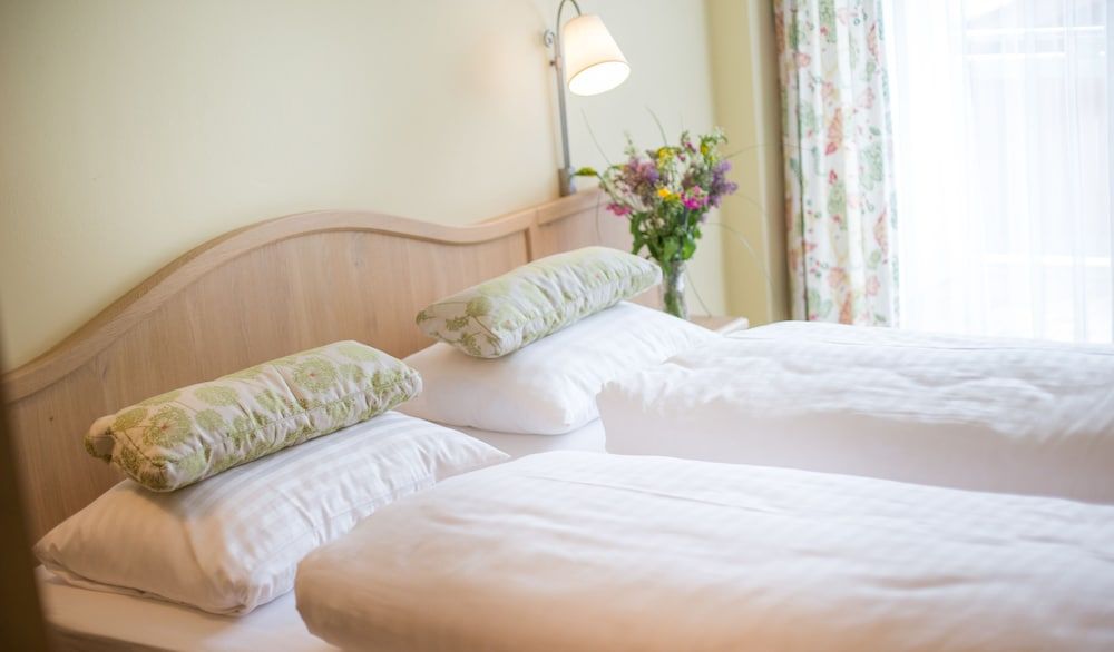 Hotel Grüner Baum Superior Double Room 6