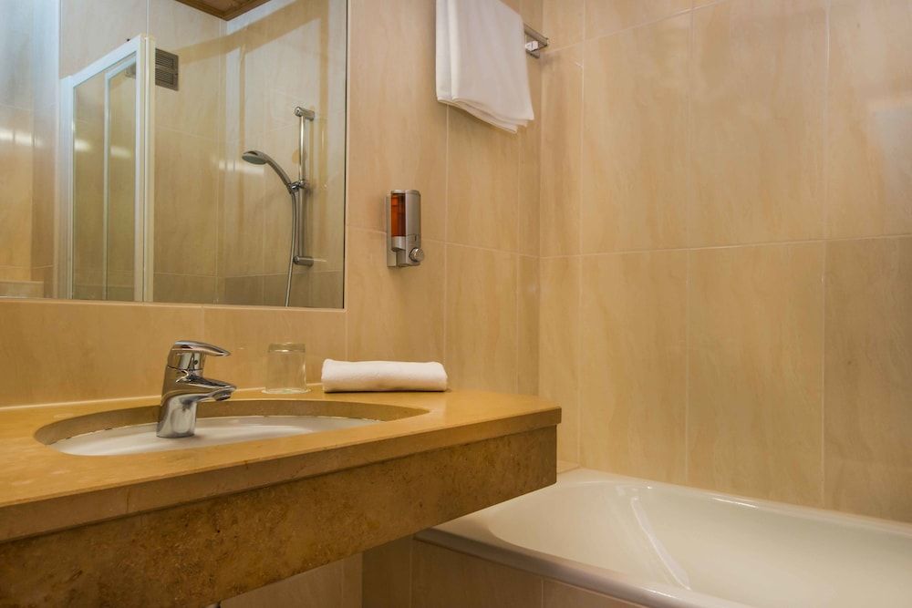 Hotel Grüner Baum Economy Single Room 4