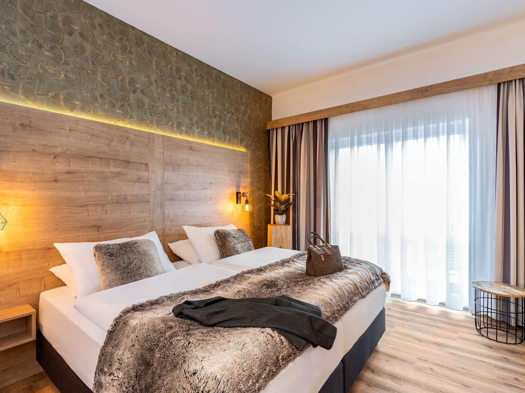 Privilege Room With King-Size Bed 180 X 200, Nespresso Machine And Minibar