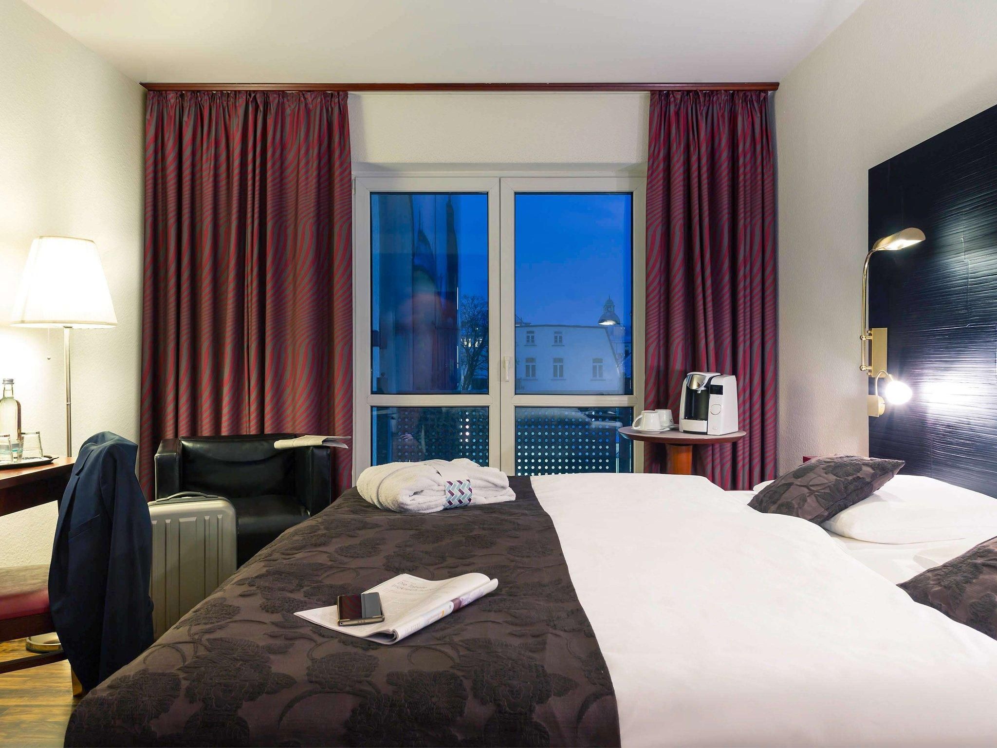 Standard Classic Comfort Room, King Size Bed 18 0X200, Nespresso Machine And Air Conditioning