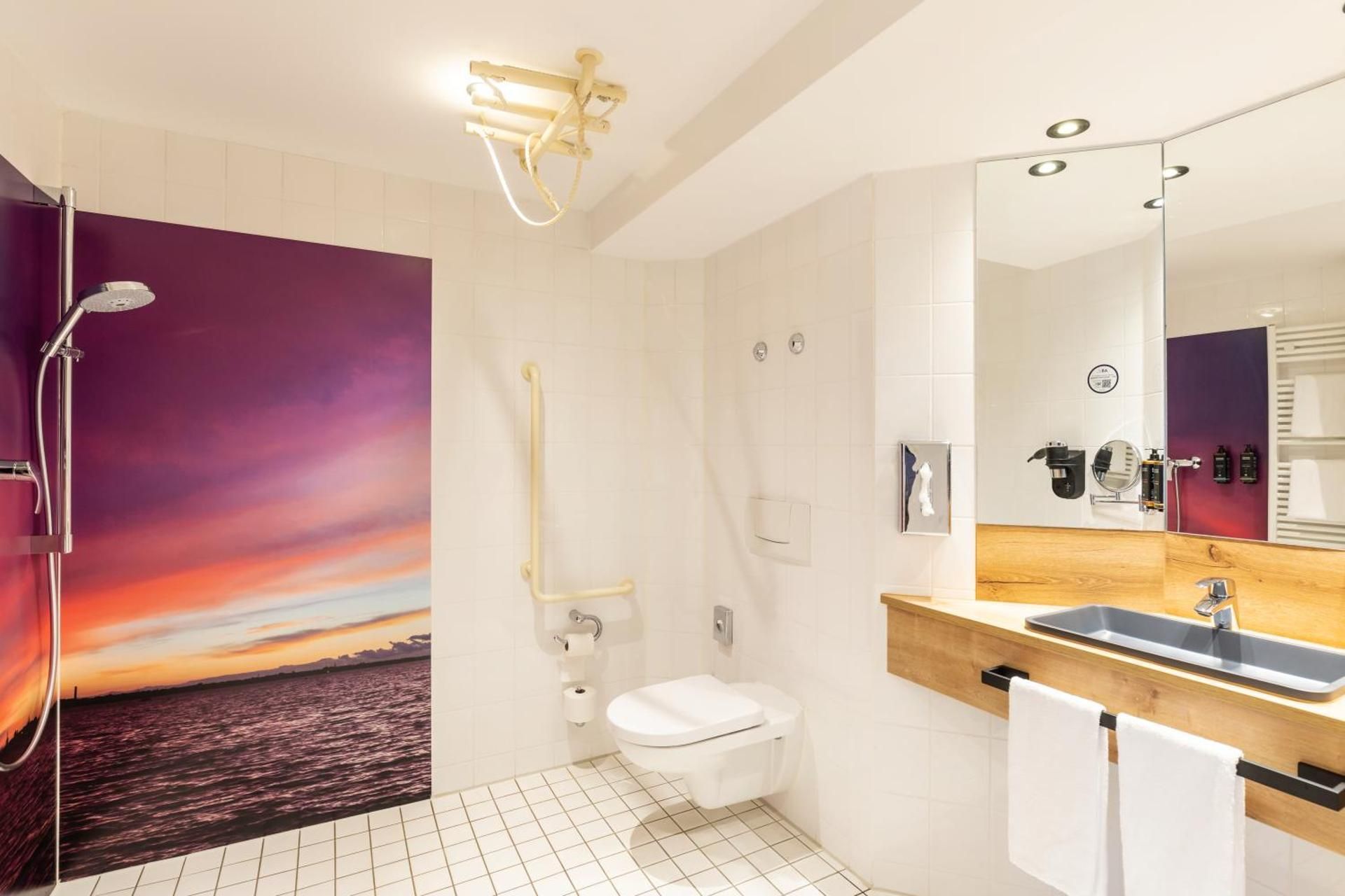 Privilege PLUS Room with Two Twin Beds - Wheelchair Accessible