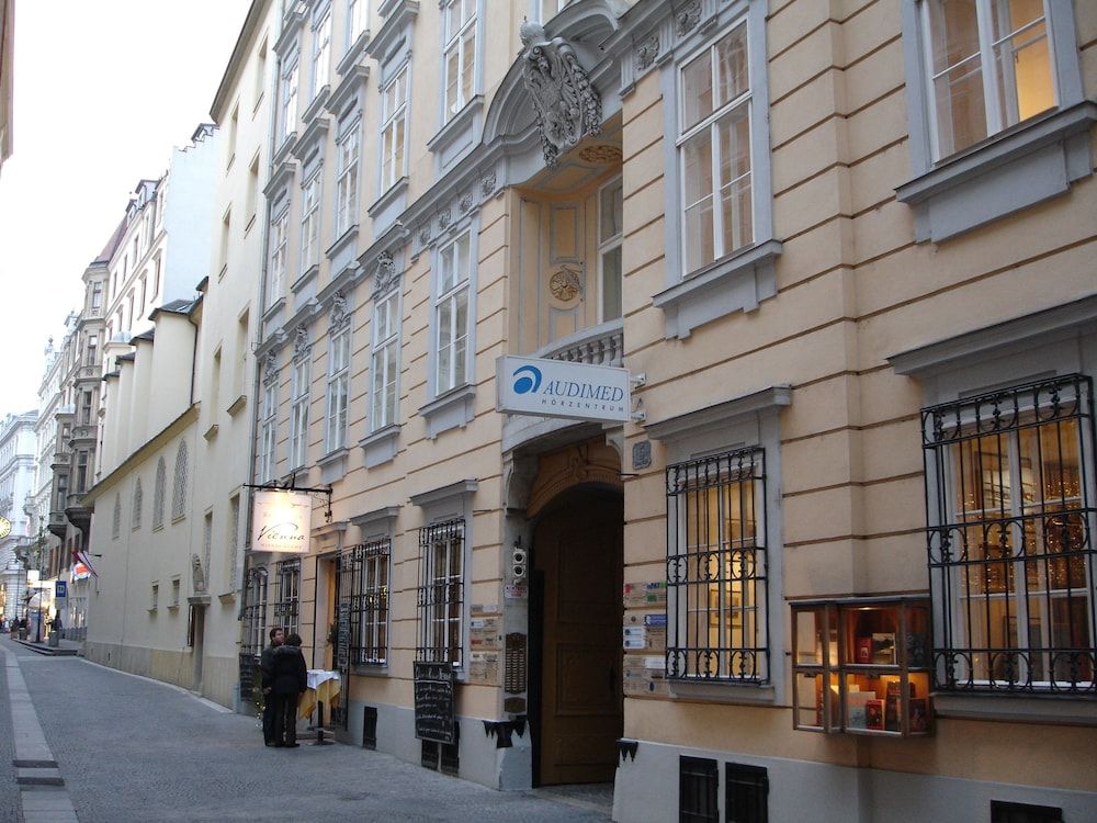 undefined United Homes Apartments Vienna 3