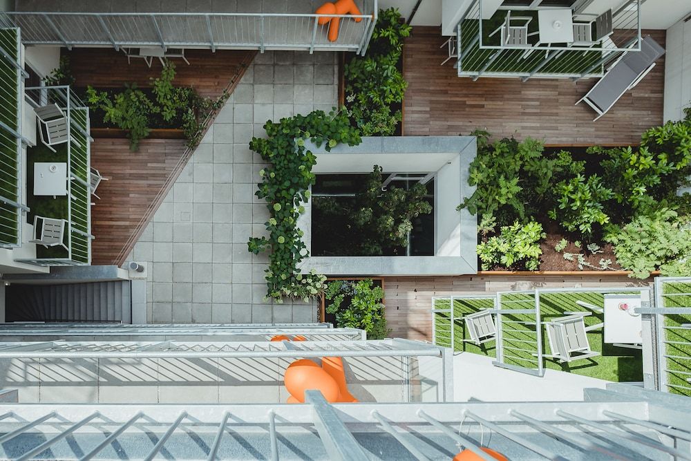 undefined Oliver Apartments 9