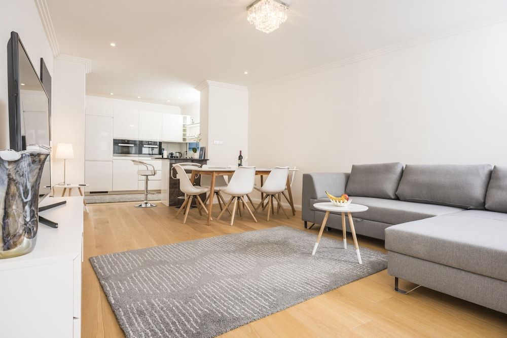 Exclusive Residence Vienna Deluxe Apartment, 2 Bedrooms 2