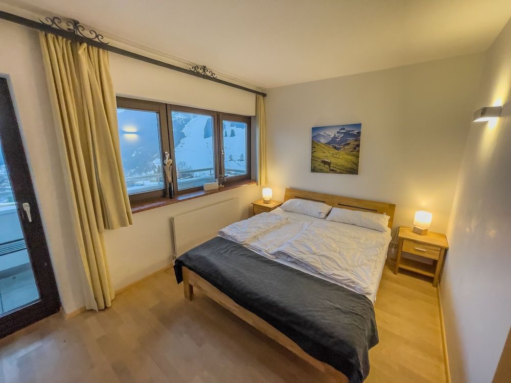 Grand Apartment, Executive Level