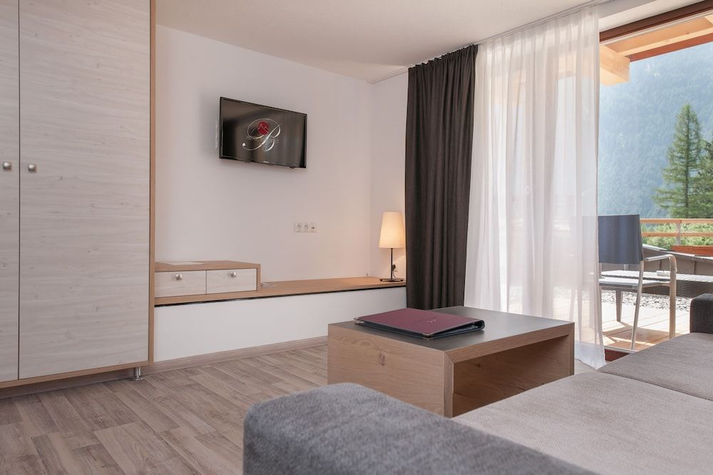 Hotel Bergwelt Suite, Balcony, Mountain View (Sunneseita) 9