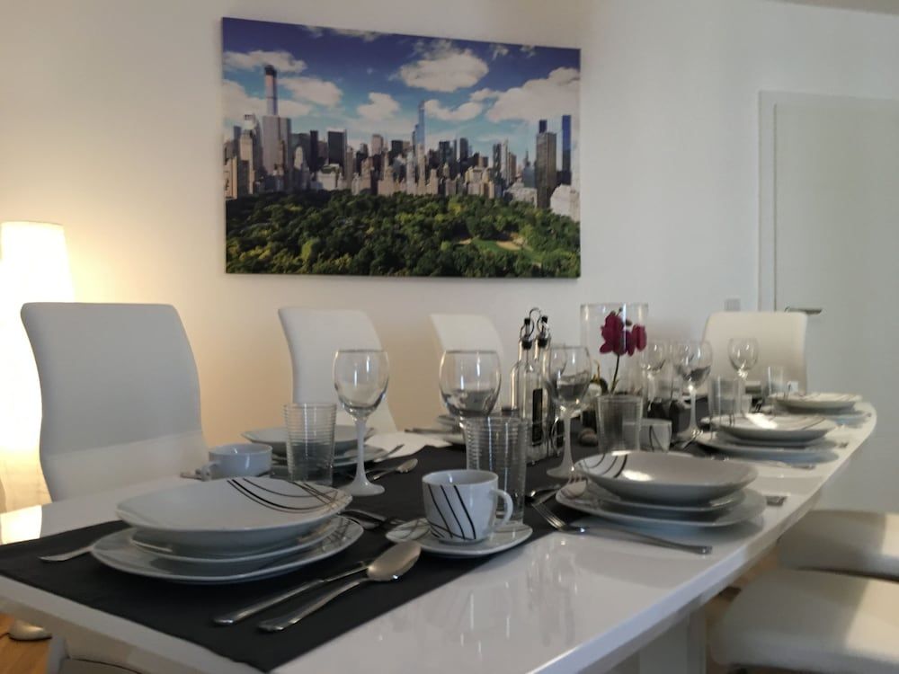 United Homes Apartments Vienna Deluxe Apartment, 4 Bedrooms, Kitchen (Belvedere TOP 11 incl. Extra Fees) 13