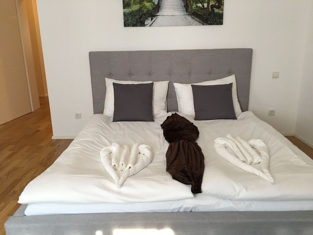 undefined United Homes Apartments Vienna 4