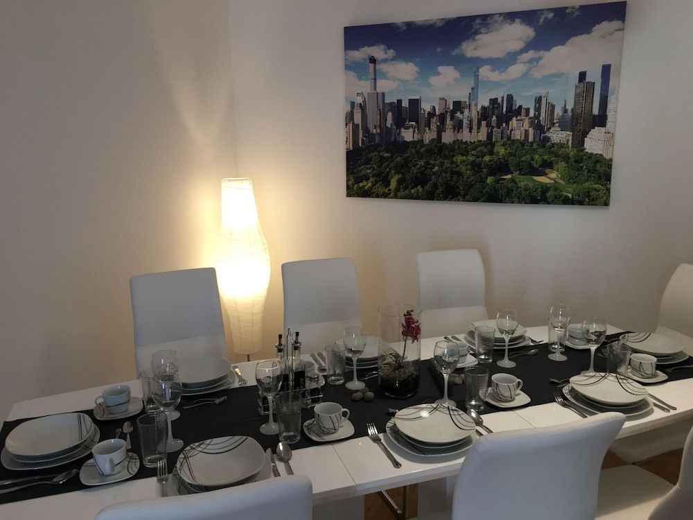 undefined United Homes Apartments Vienna 8