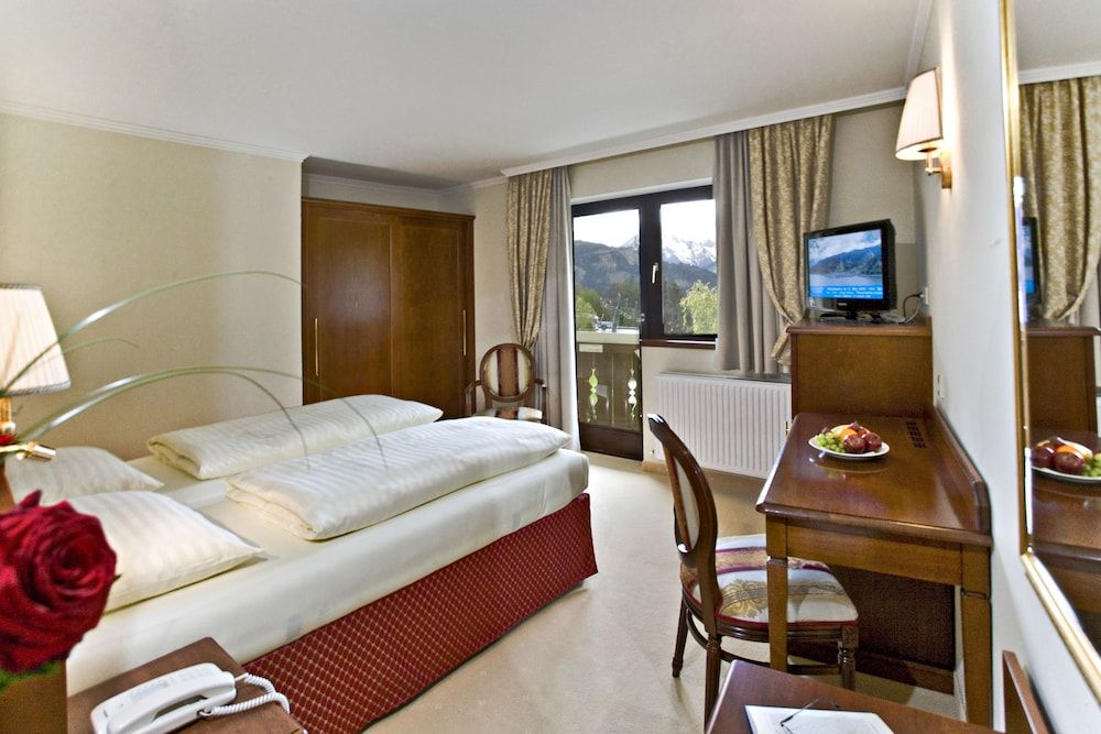undefined Hotel Berner Zell am See 2