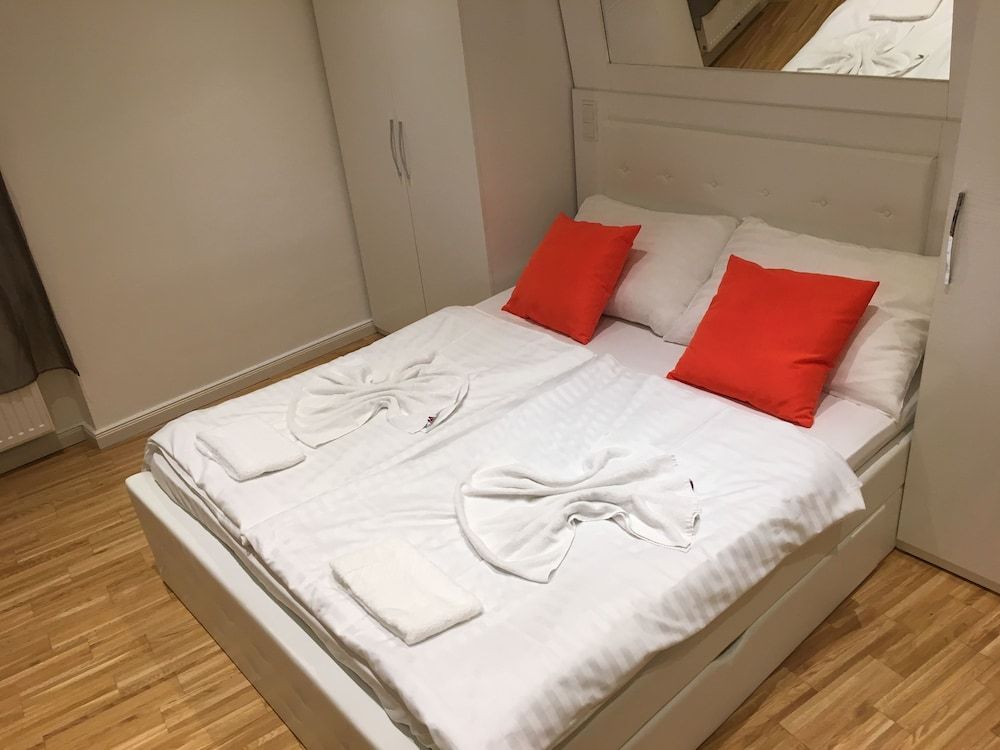 undefined United Homes Apartments Vienna 2