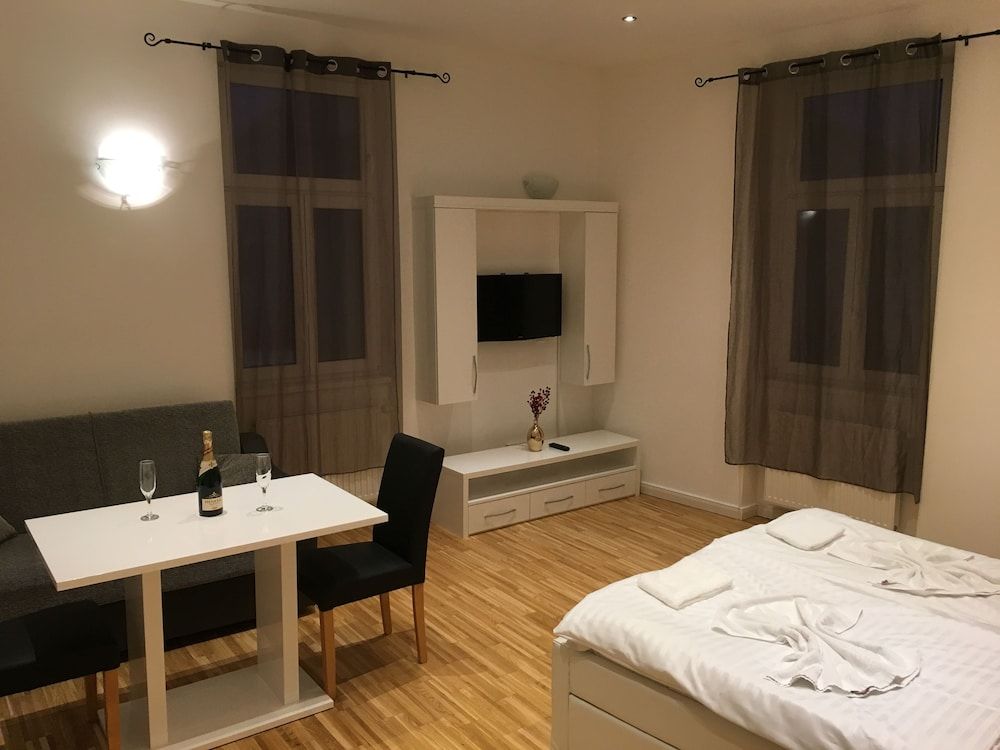 undefined United Homes Apartments Vienna