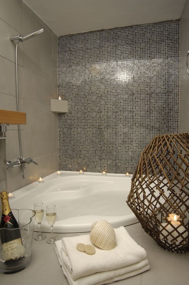 Tharroe of Mykonos Classic Double or Twin Room, Garden View 3