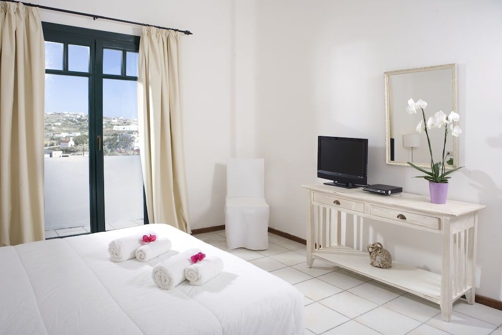 Tharroe of Mykonos Classic Double or Twin Room, Garden View