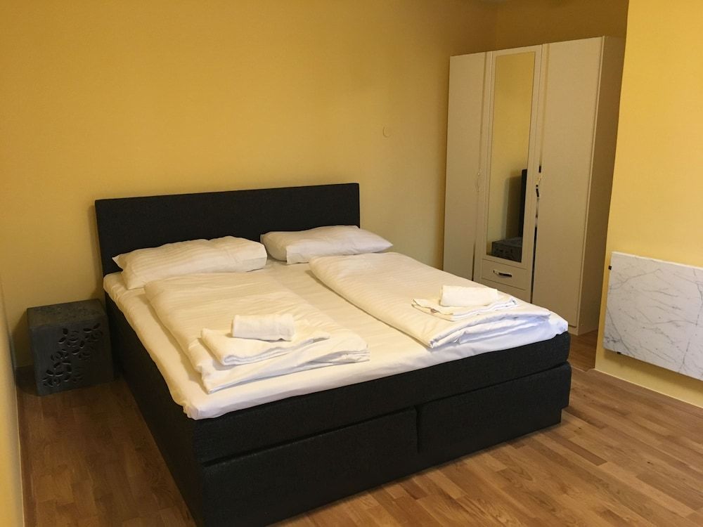 undefined United Homes Apartments Vienna 2