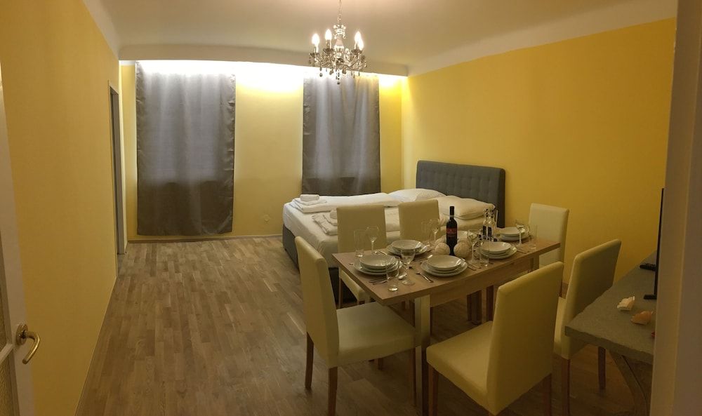 undefined United Homes Apartments Vienna 10