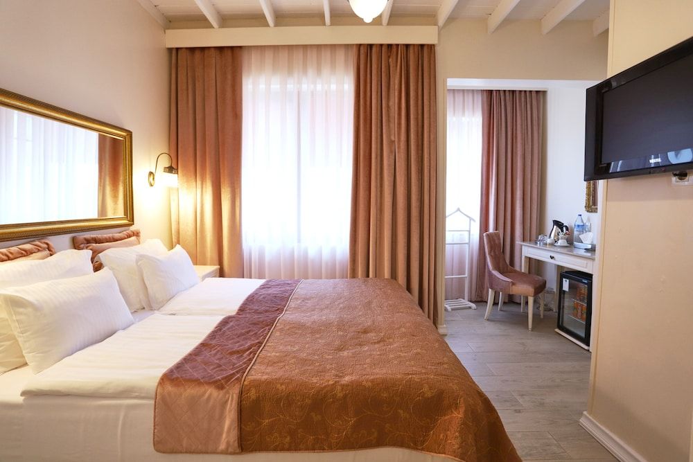 Celal Sultan Hotel - Special Class Deluxe Double or Twin Room 12