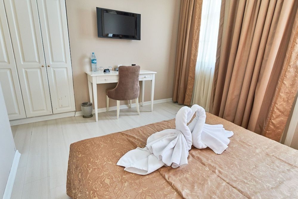 Celal Sultan Hotel - Special Class Deluxe Double or Twin Room 18