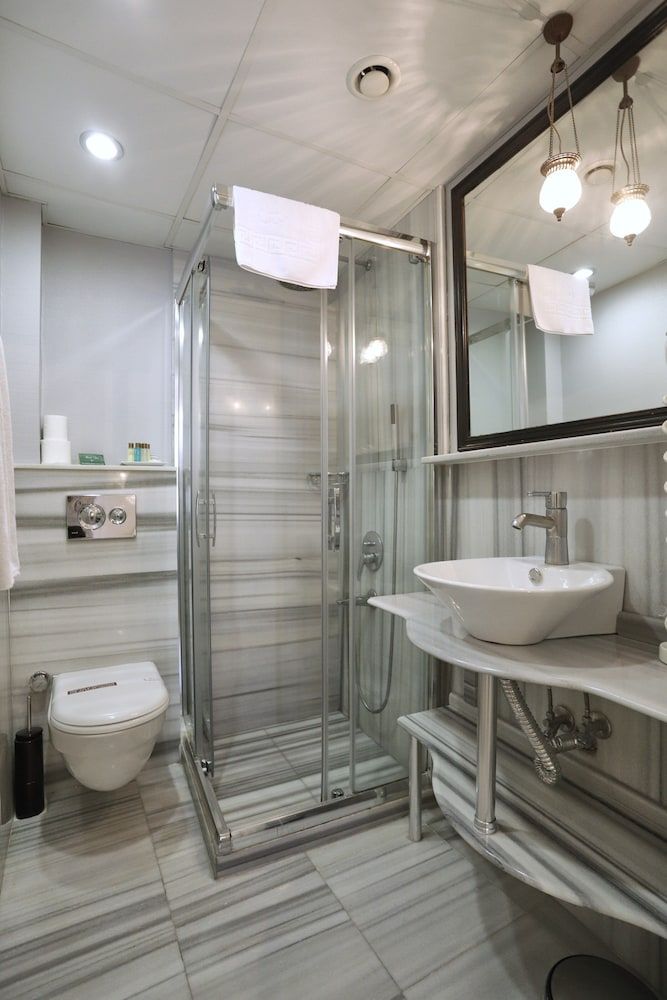 Celal Sultan Hotel - Special Class Deluxe Double or Twin Room 16