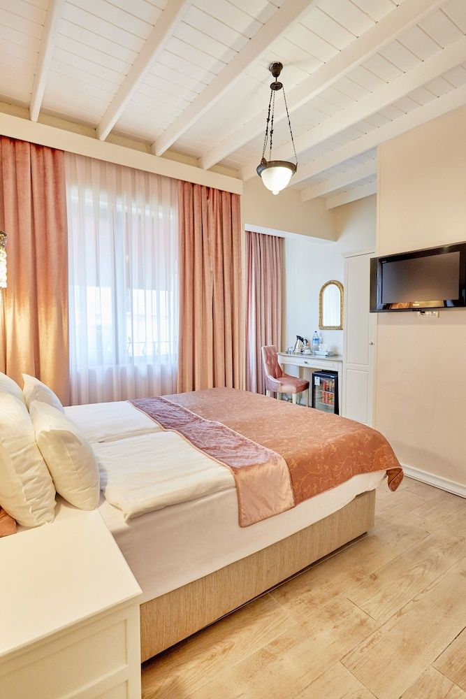 Celal Sultan Hotel - Special Class Deluxe Double or Twin Room 8