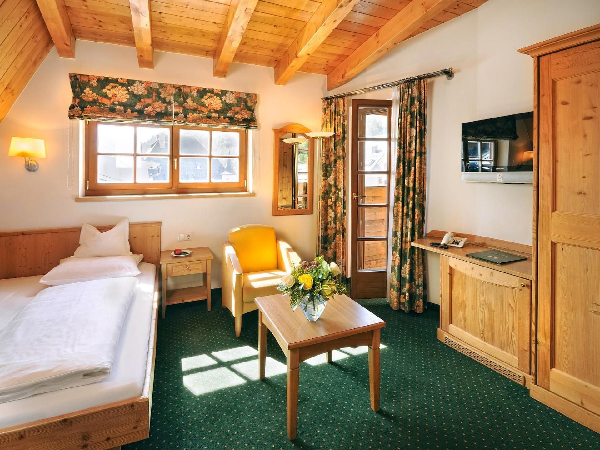 Economy Single Room