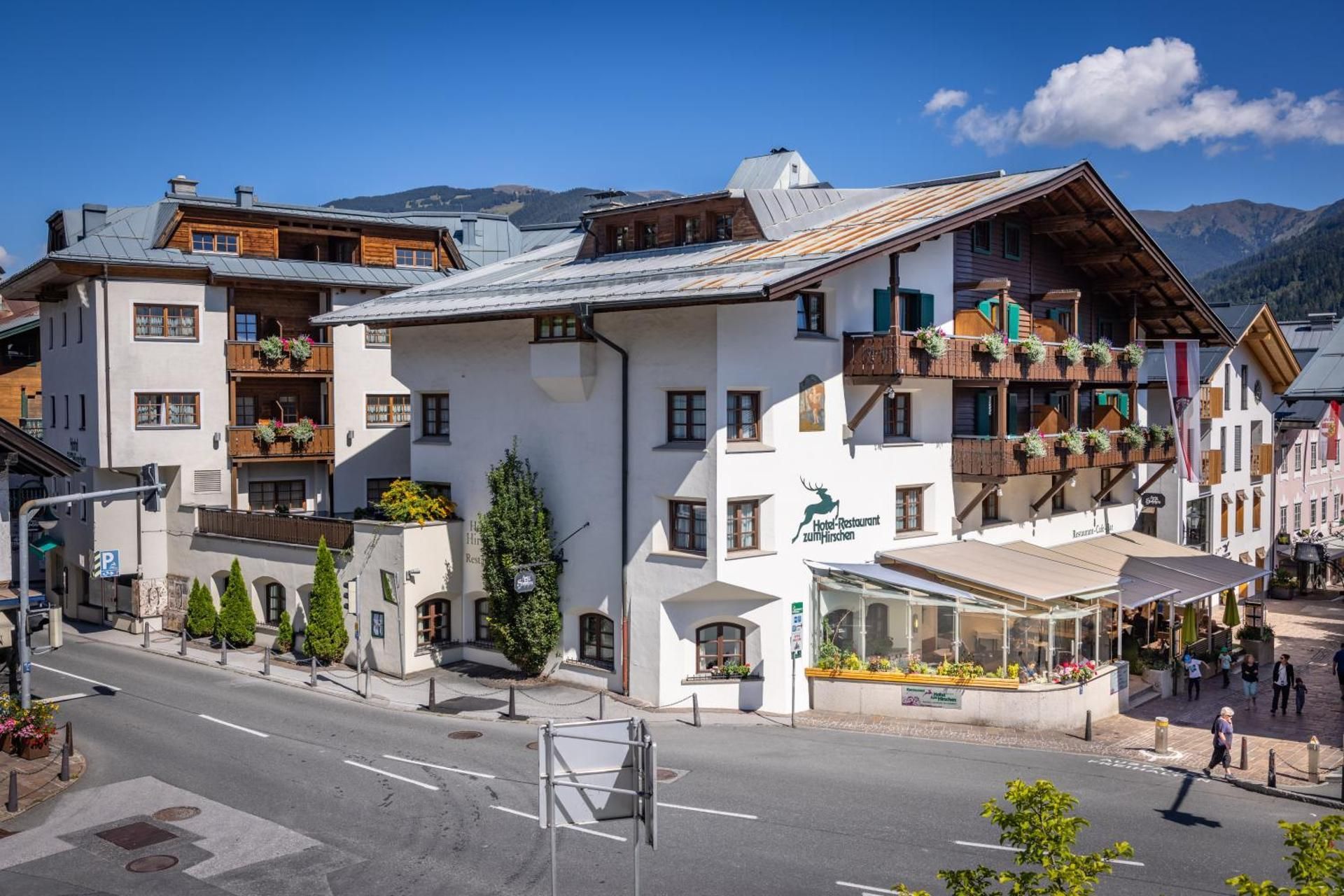 undefined Hotel zum Hirschen Zell am See 3