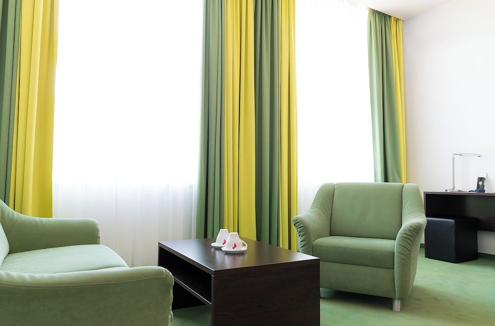 undefined Hotel Rainers