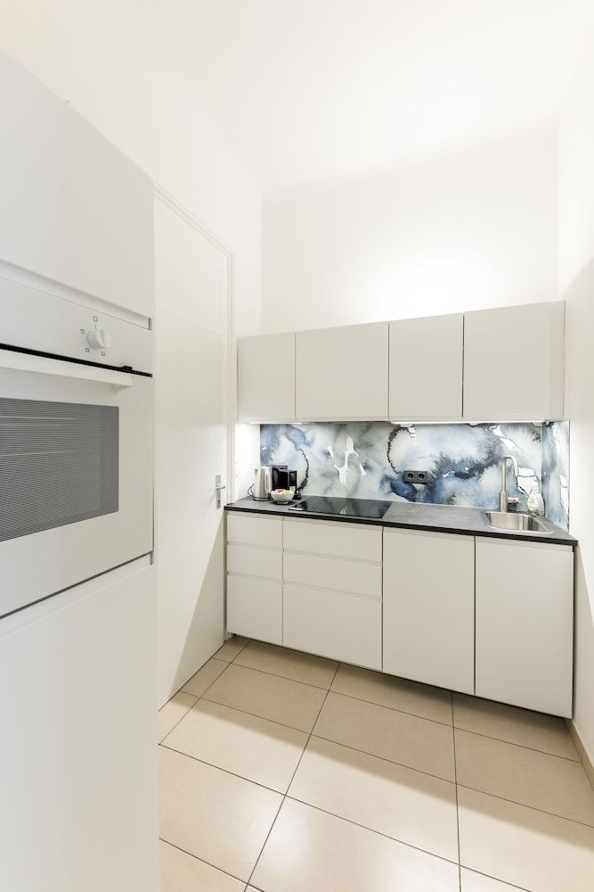 Blauhouse Apartments Signature Studio, Kitchen (including cleaning fee) 13