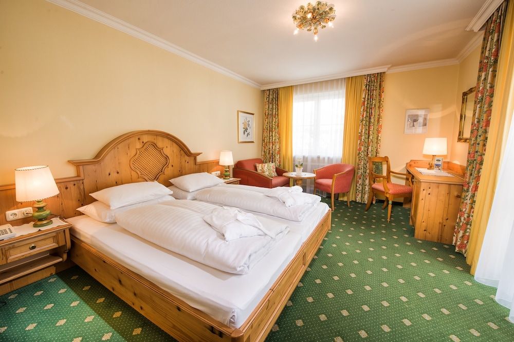 Comfort Double Room, Balcony, Mountain View