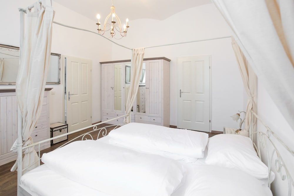 undefined Vintagehome: Apartments by Schönbrunn 5