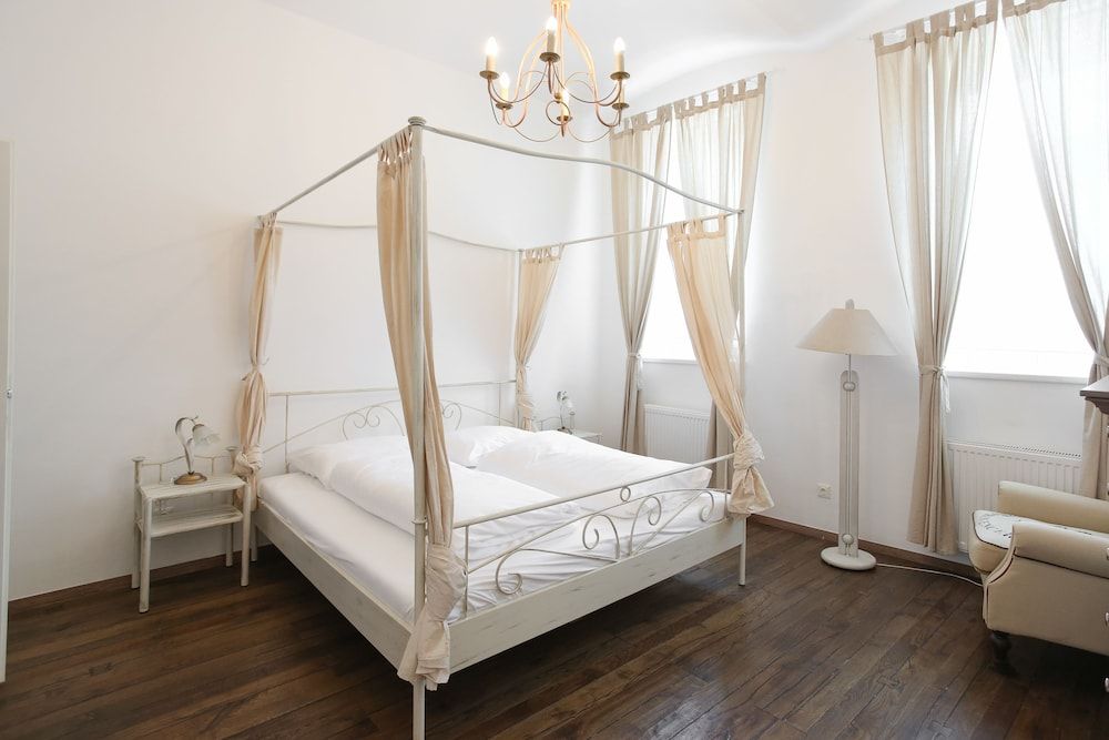 undefined Vintagehome: Apartments by Schönbrunn 6