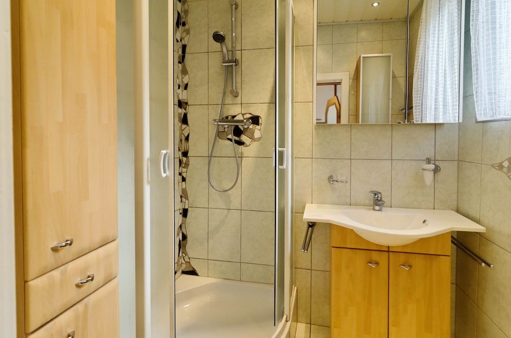 Manu Apartment Classic Double Room, 2 Bedrooms 13