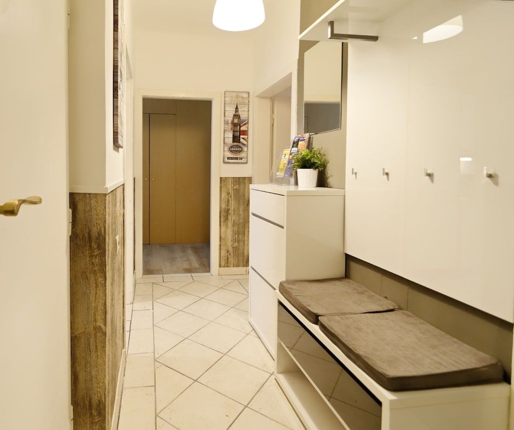 Manu Apartment Classic Double Room, 2 Bedrooms 15