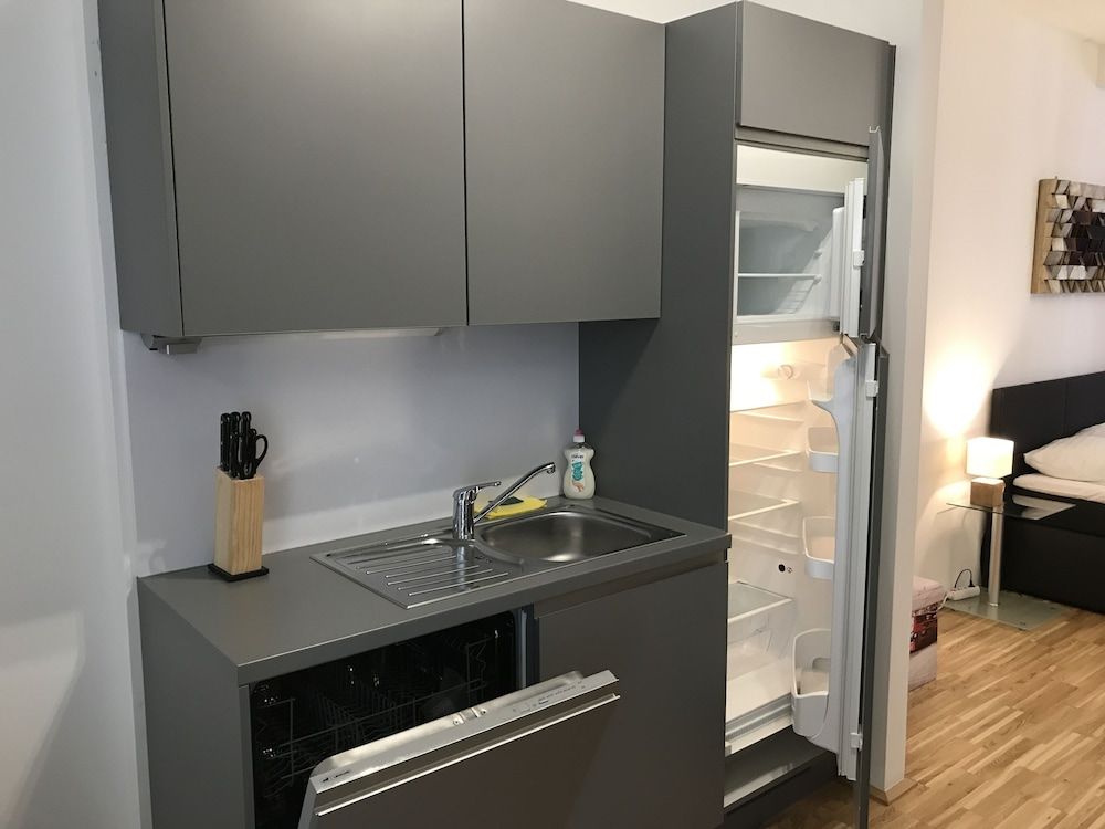 United Homes Apartments Vienna Deluxe Apartment, 2 Bedrooms, Balcony (Arsenal TOP 6 incl. Extra Fees) 11