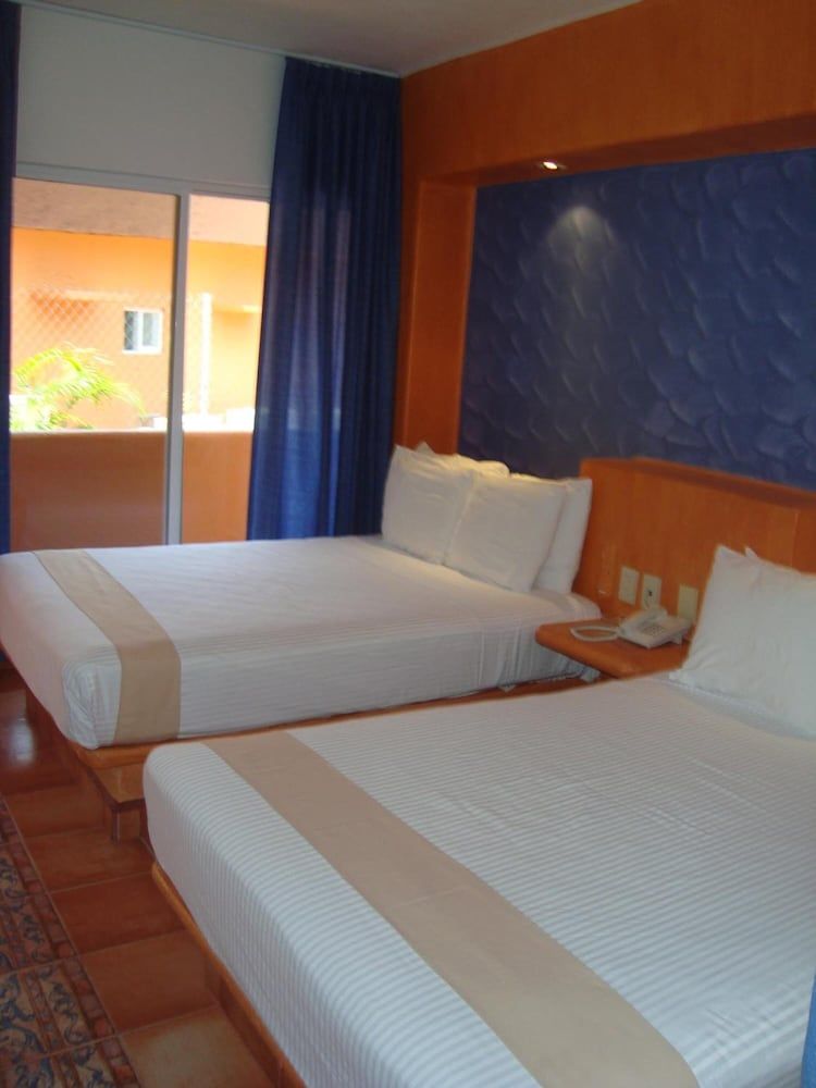 Hotel Villa Mexicana Standard Room, 2 Double Beds 7