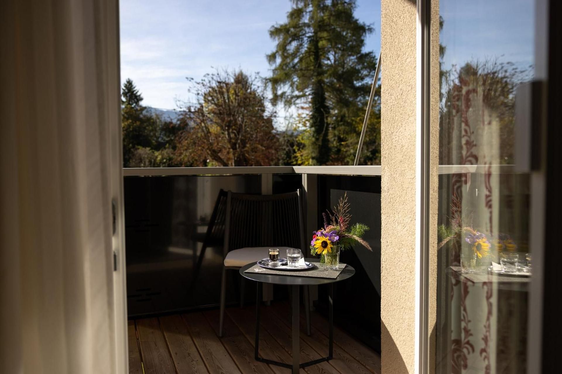 Comfort Plus Balcony