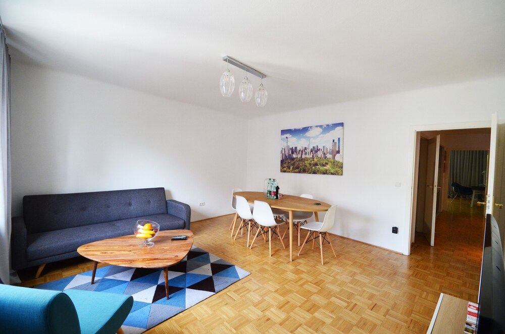 Naschmarkt Premium in Your Vienna Premium Apartment, 3 Bedrooms, Private Bathroom 21