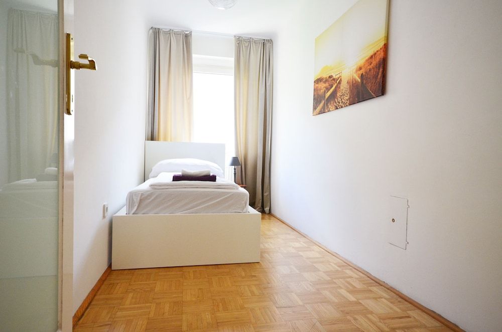 undefined Naschmarkt Premium in Your Vienna 7