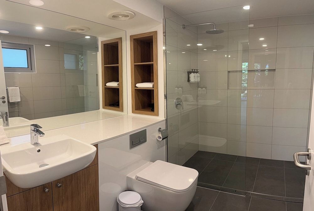 Discovery Parks - Lane Cove Deluxe Safari Tent - Sleeps 4 6