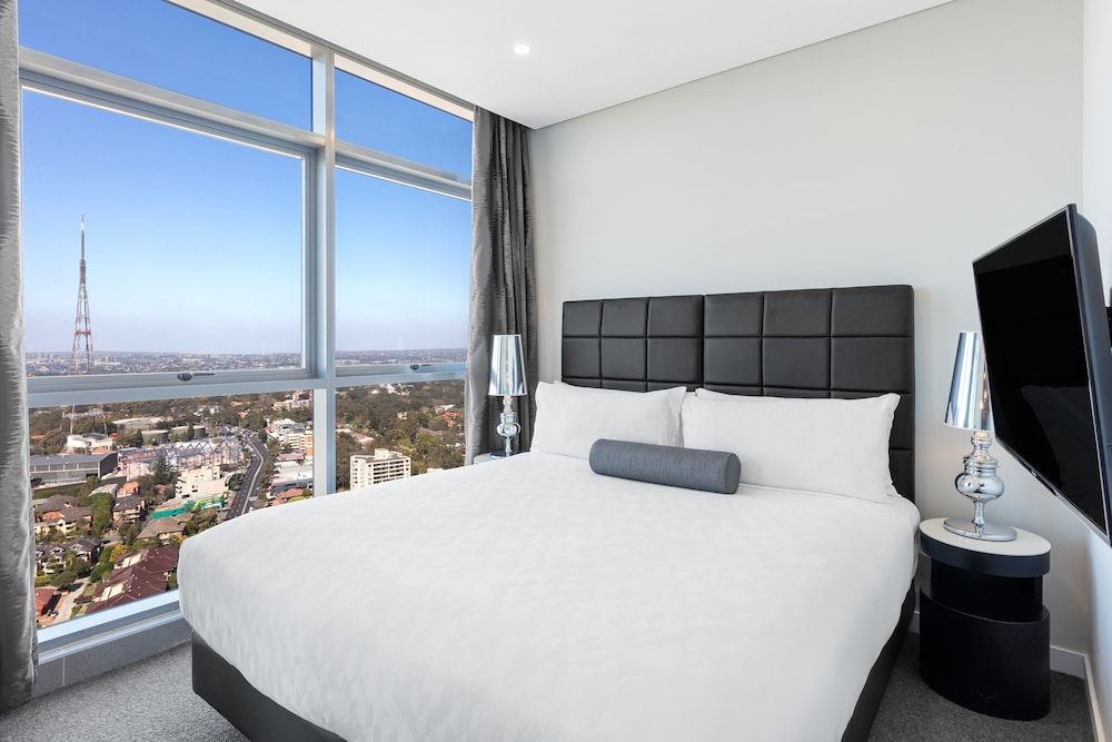 One Bedroom City Suite