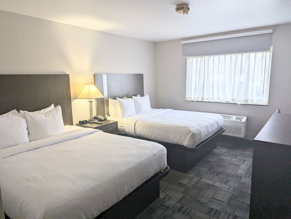 Room, 2 Queen Beds, Non Smoking (Efficiency)