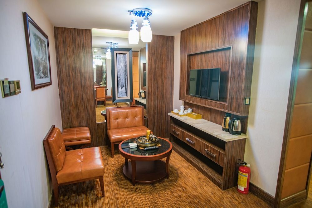 Nanyang King's Gate Hotel - Free Shuttle Service to Canton Fair