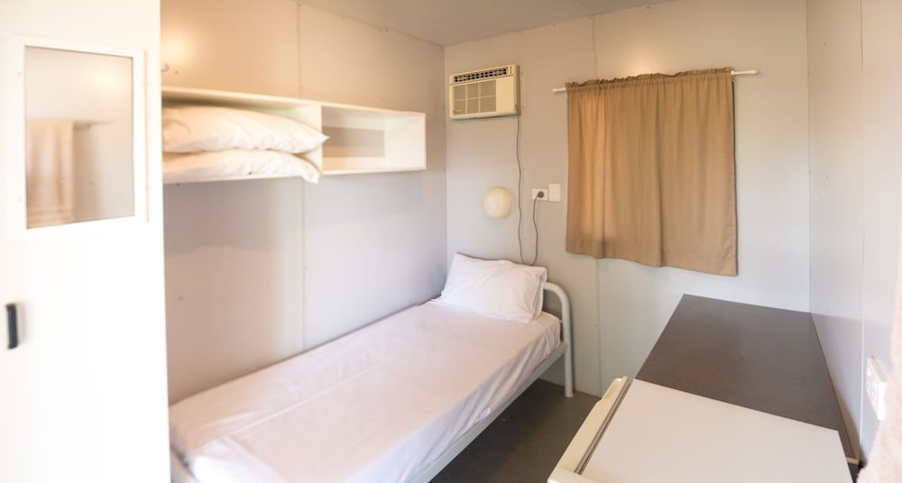 Longreach Outback Adventures Single Room 2