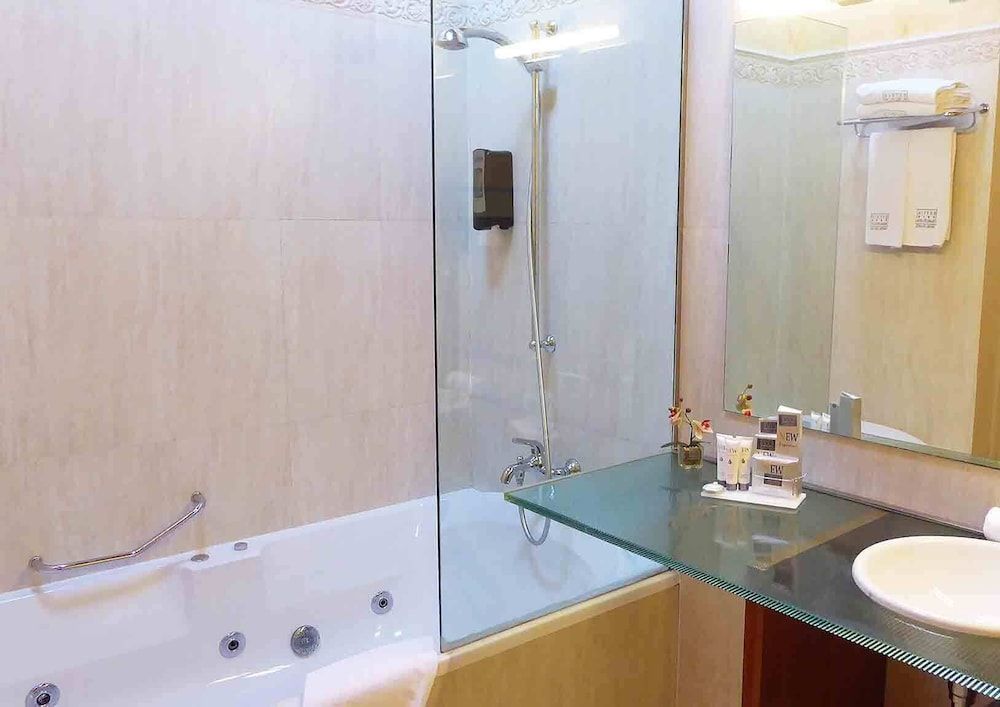 Hotel Estela Barcelona Double Room, 1 Queen Bed, Hot Tub, Sea View 5