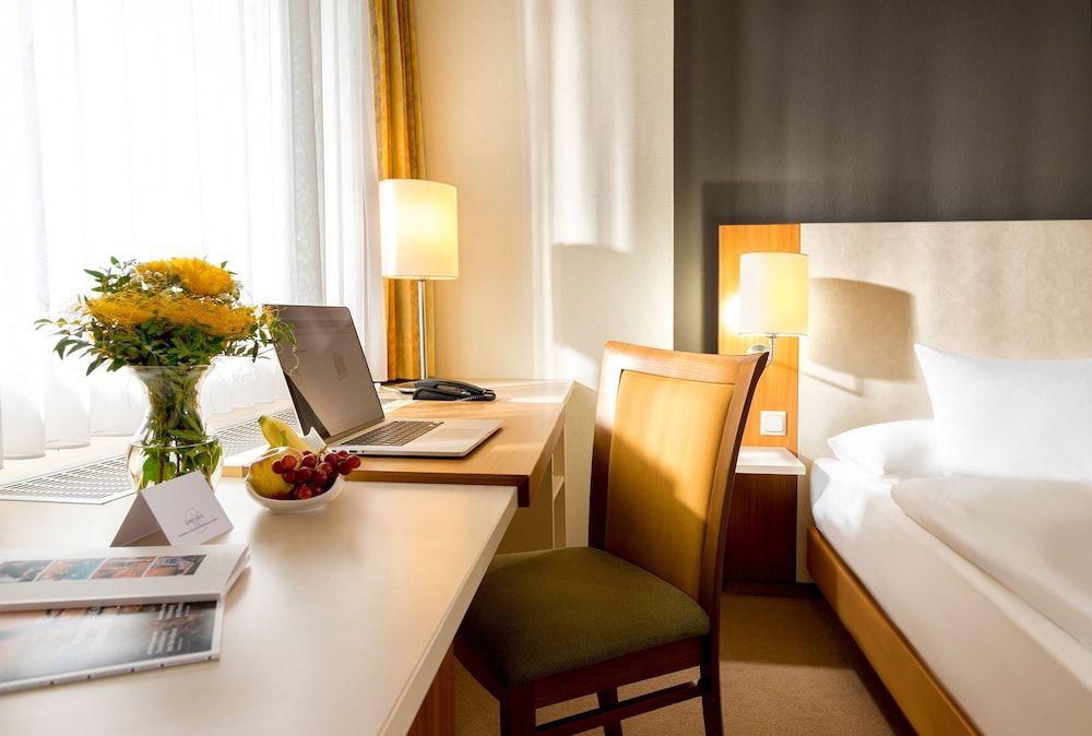 Essential by Dorint Köln - Junkersdorf Essential Double or Twin Room 2