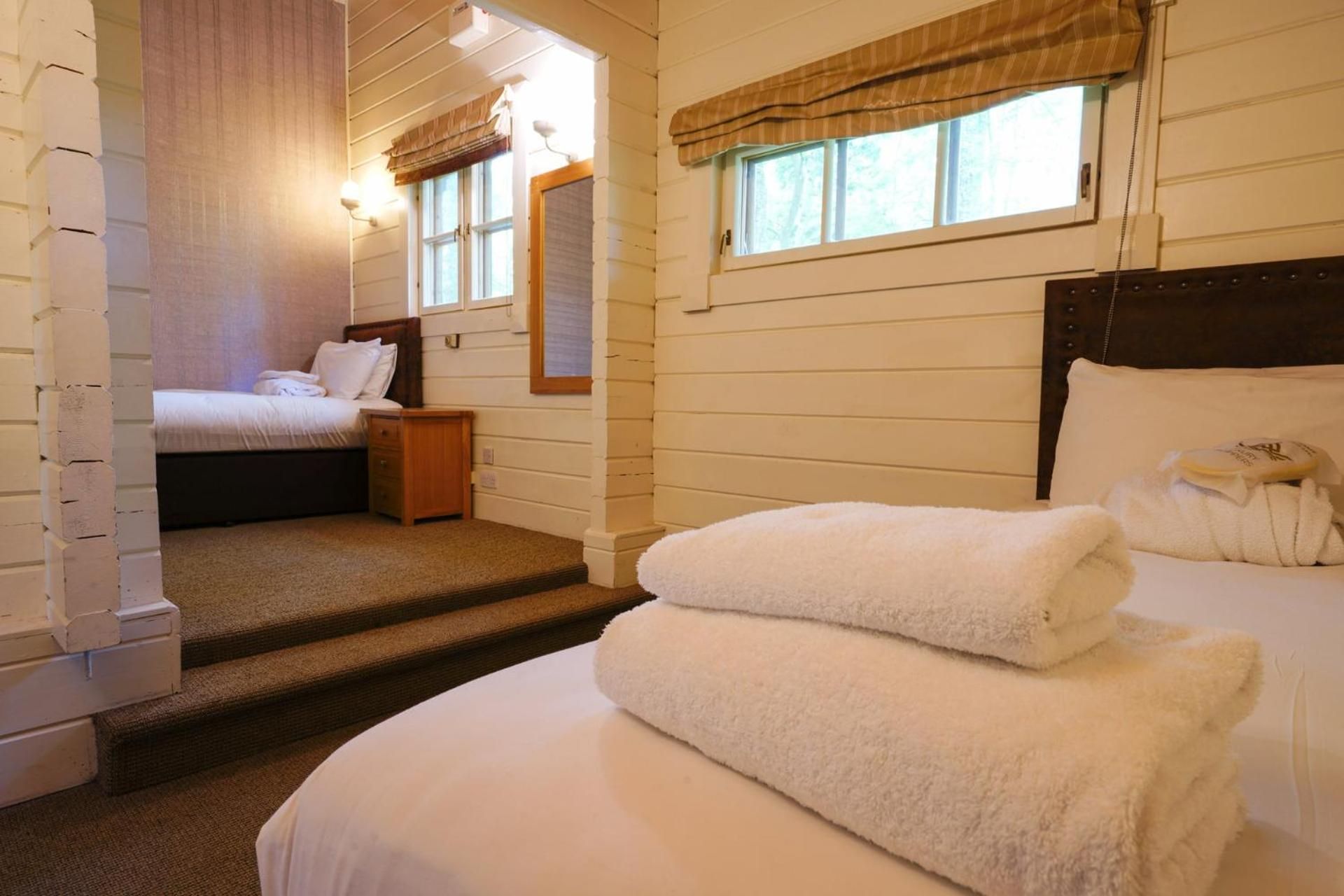 Woodland Lodge - self catering