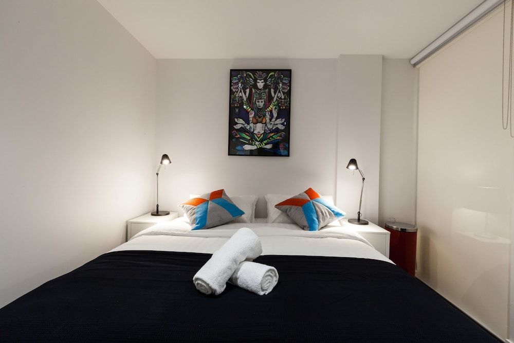 undefined CLARK, 1BDR Melbourne Apartment 4